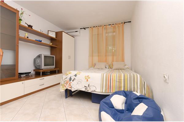Apartment A1, for 2 persons