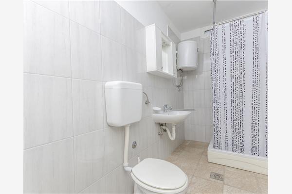 Room S1, for 2 persons