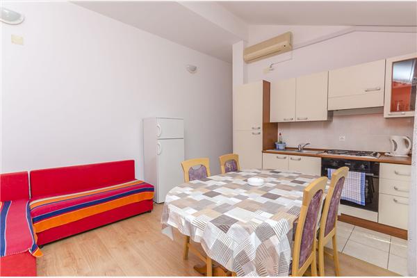 Apartment A4, for 4 persons