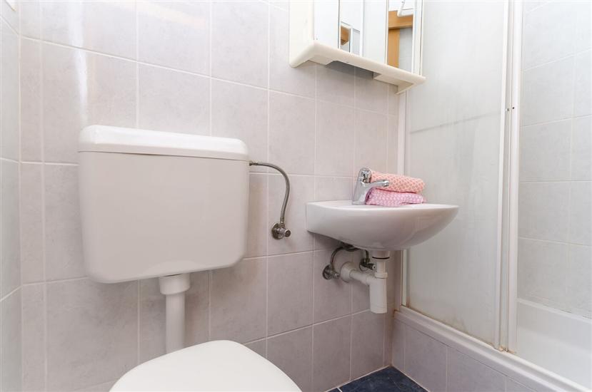 Apartment A4, for 4 persons