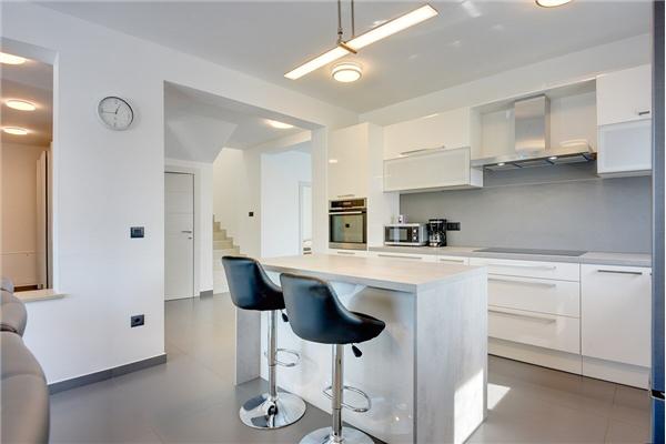 House K1, for 14 persons