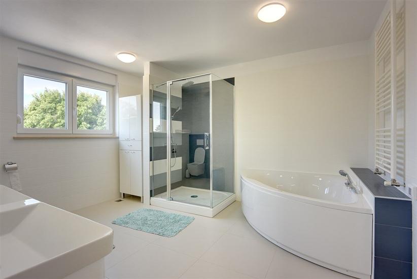 House K1, for 14 persons