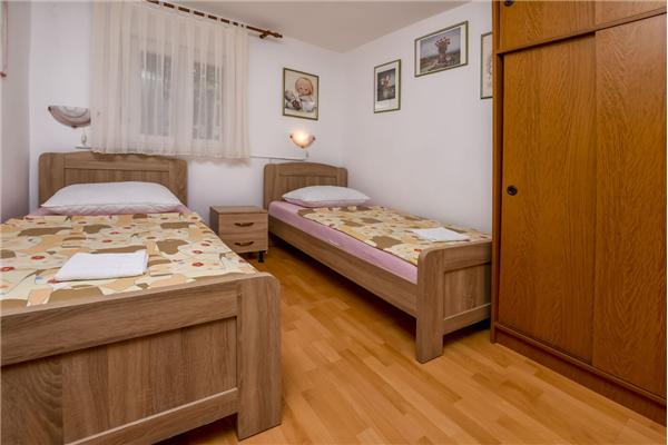 Apartment A1, for 4 persons