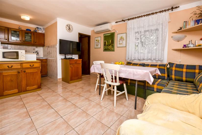 Apartment A1, for 4 persons