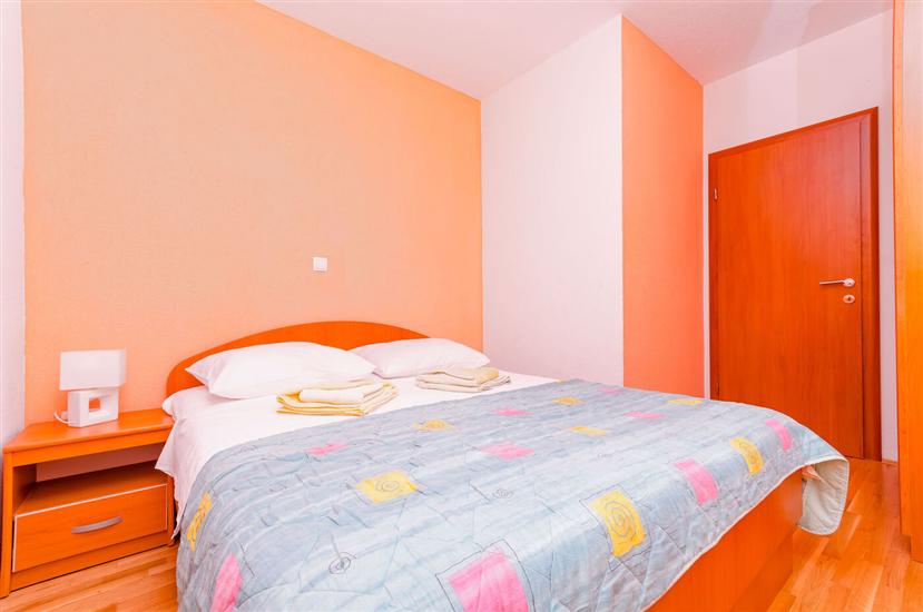 Apartment A1, for 8 persons