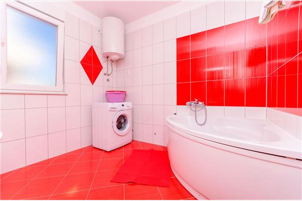 Apartment A1, for 8 persons