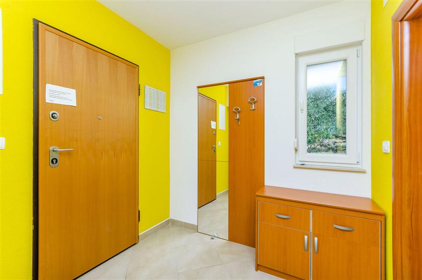 Apartment A1, for 8 persons