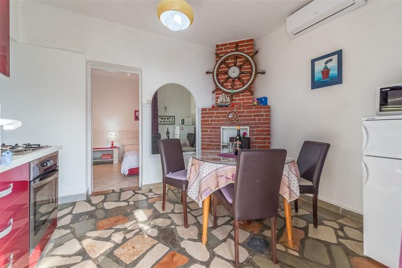 Apartment A2, for 4 persons
