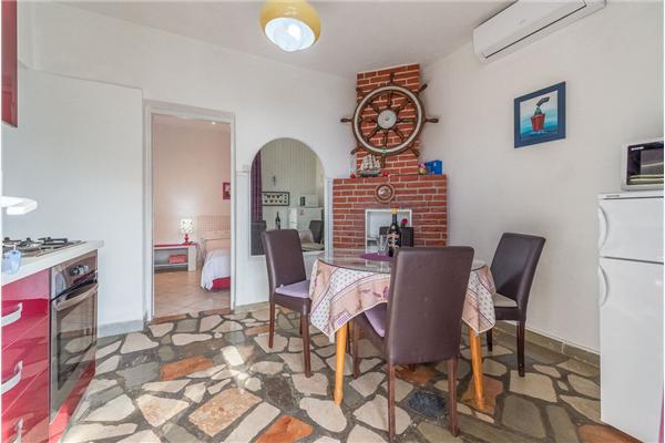 Apartment A2, for 4 persons