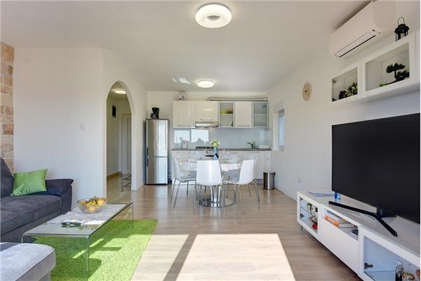 Apartment A1, for 6 persons