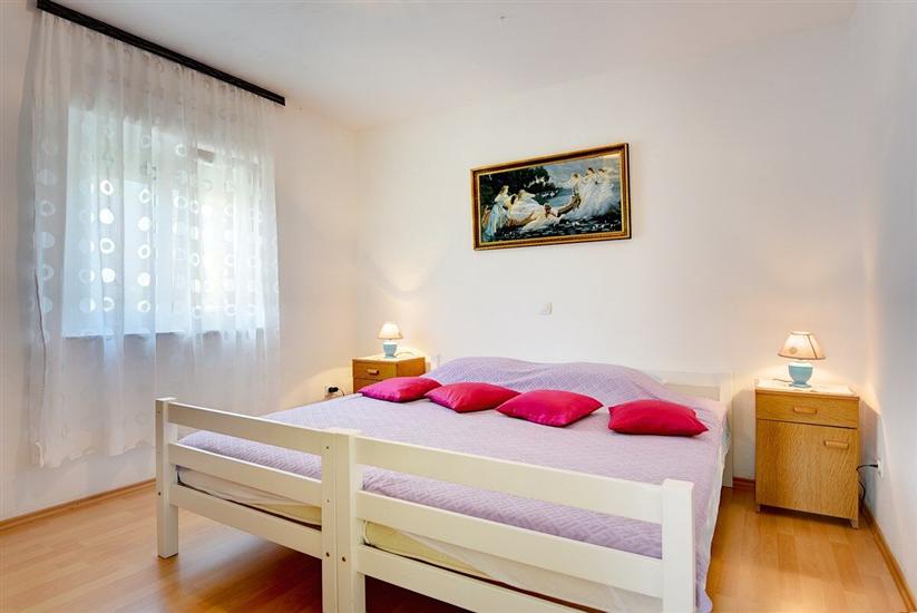 Apartment A1, for 6 persons