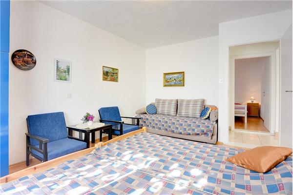 Apartment A1, for 6 persons