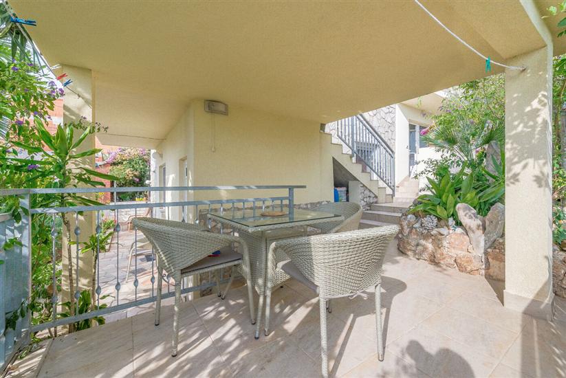 Apartment A1, for 4 persons