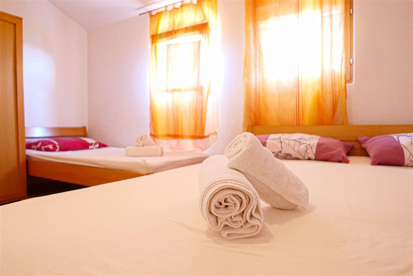 Apartment A2, for 5 persons