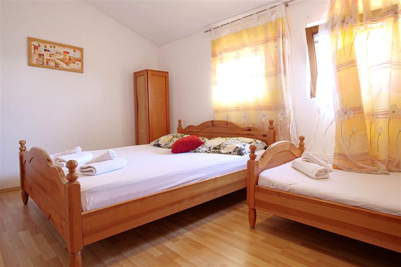 Apartment A3, for 5 persons
