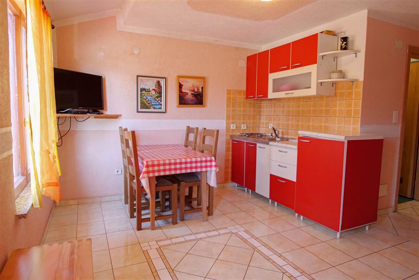 Apartment A4, for 4 persons
