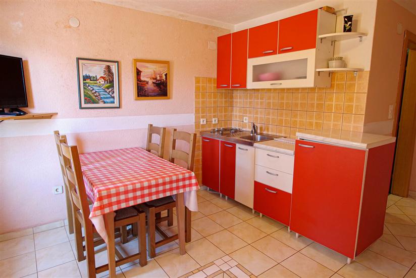 Apartment A4, for 4 persons