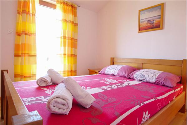 Apartment A4, for 4 persons