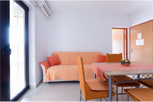 Apartment A2, for 4 persons