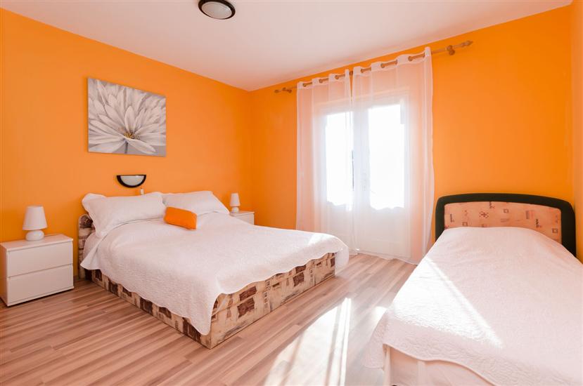 Apartment A2, for 4 persons