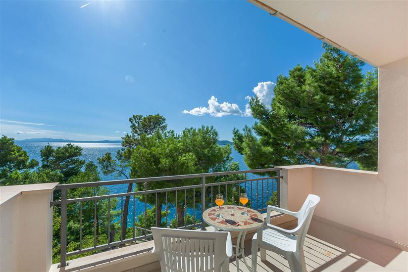 Apartment A1, for 7 persons