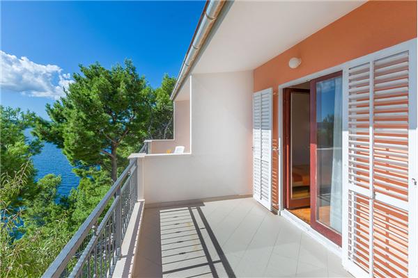 Apartment A1, for 7 persons