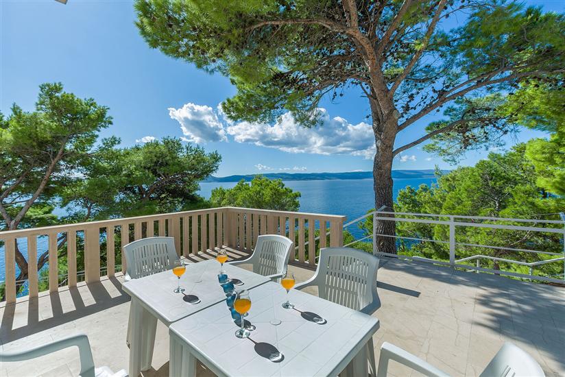 Apartment A1, for 7 persons