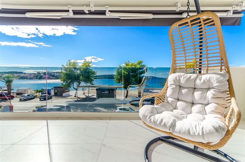 Apartment A1, for 8 persons