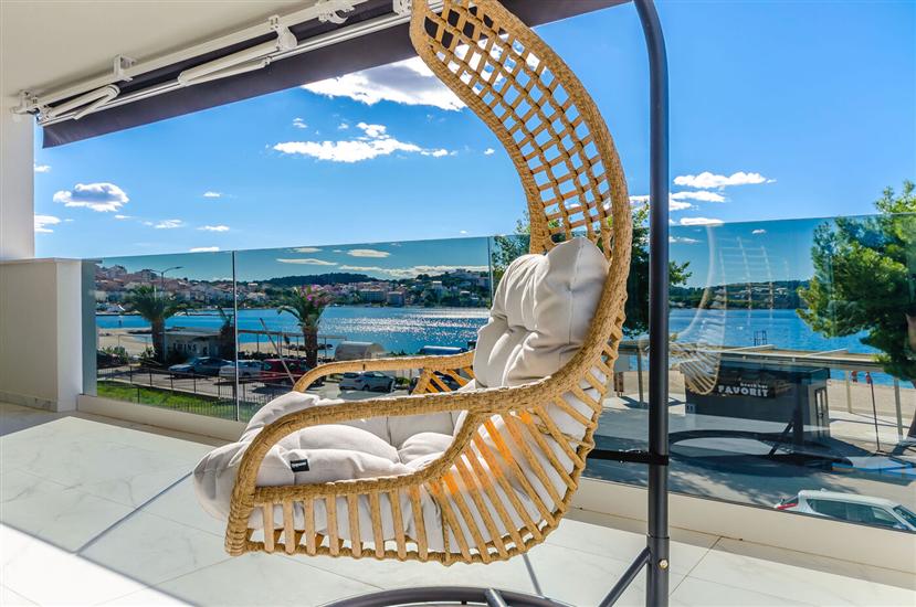 Apartment A1, for 8 persons