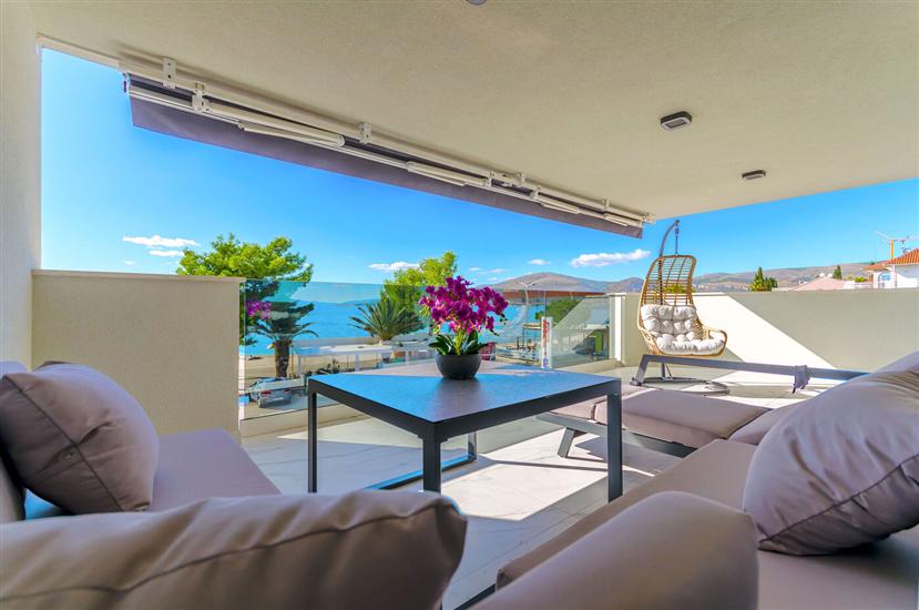 Apartment A1, for 8 persons