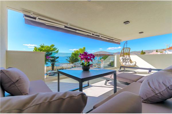 Apartment A1, for 8 persons