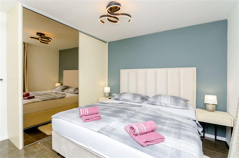 Apartment A2, for 6 persons