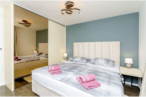 Apartment A2, for 6 persons