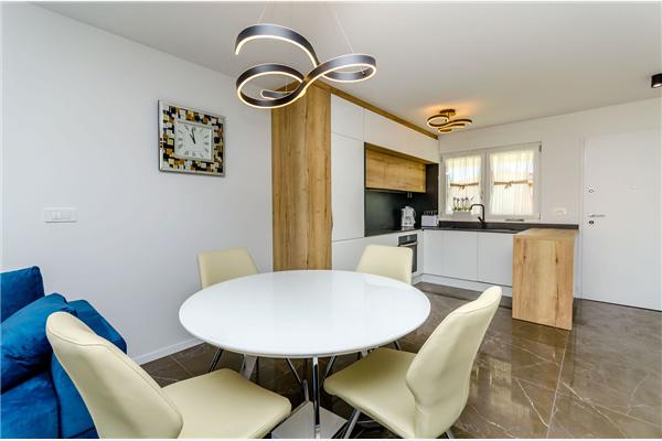 Apartment A2, for 6 persons