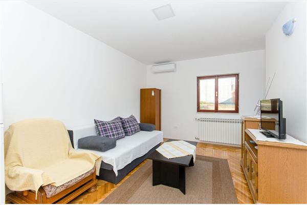 Apartment A5, for 4 persons