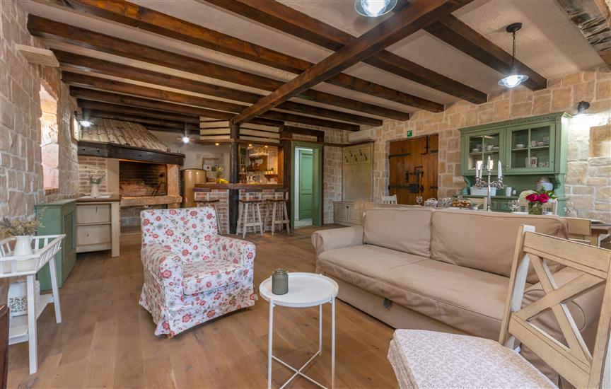 House K1, for 8 persons