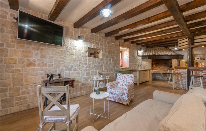 House K1, for 8 persons