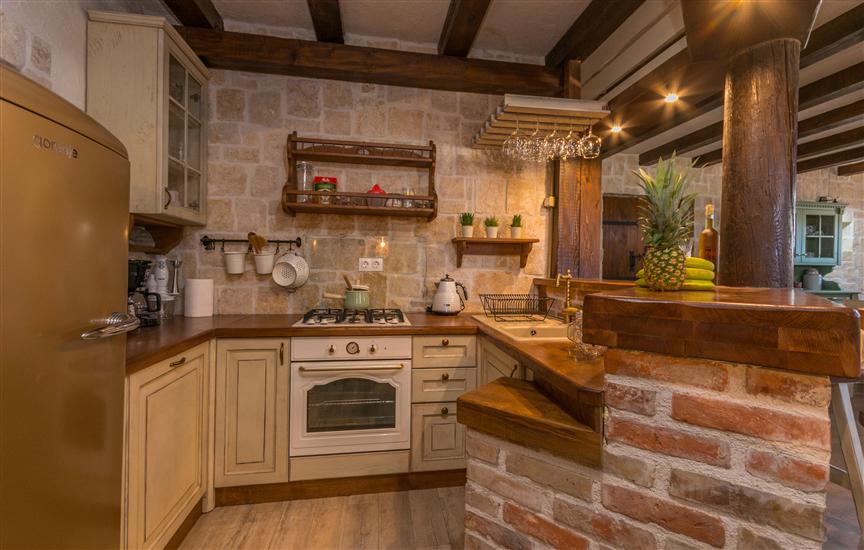 House K1, for 8 persons