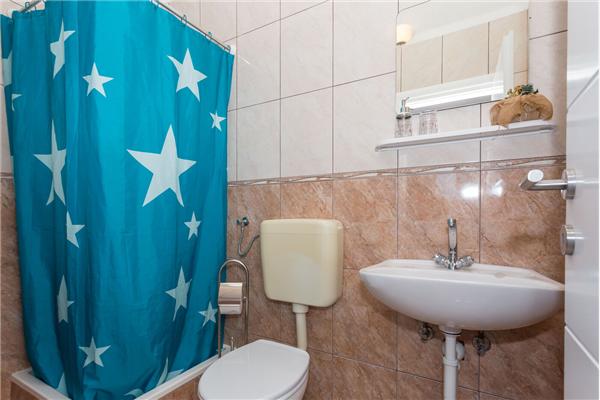 House K1, for 10 persons