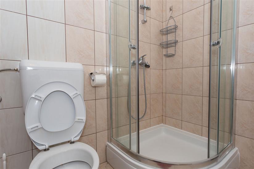 House K1, for 10 persons