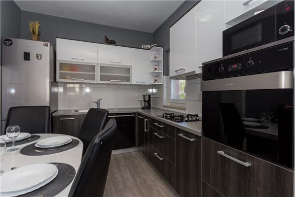 House K1, for 10 persons