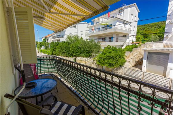 Apartment A2, for 5 persons