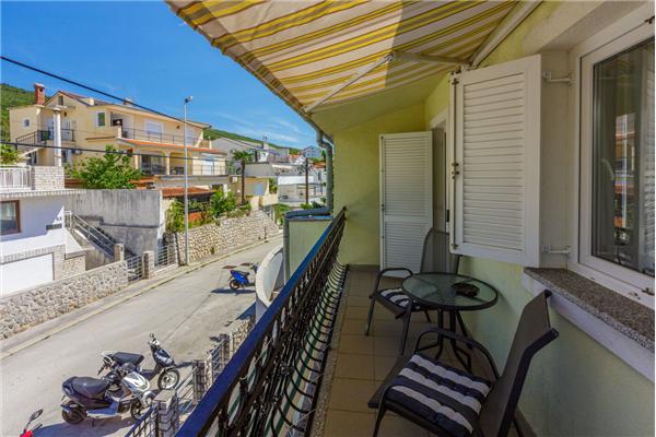 Apartment A2, for 5 persons