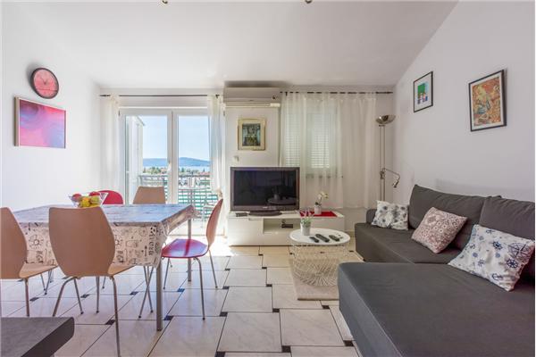 Apartment A2, for 5 persons