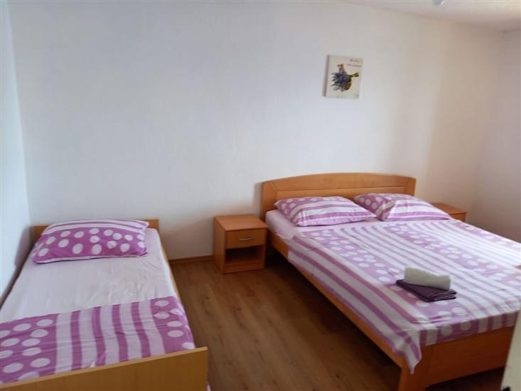 House K1, for 11 persons