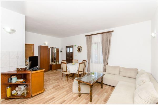 House K1, for 5 persons