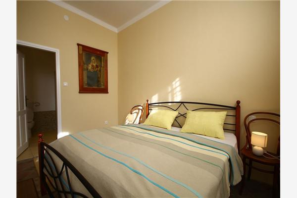 House K1, for 10 persons