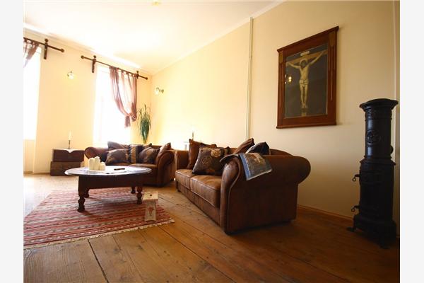 House K1, for 10 persons