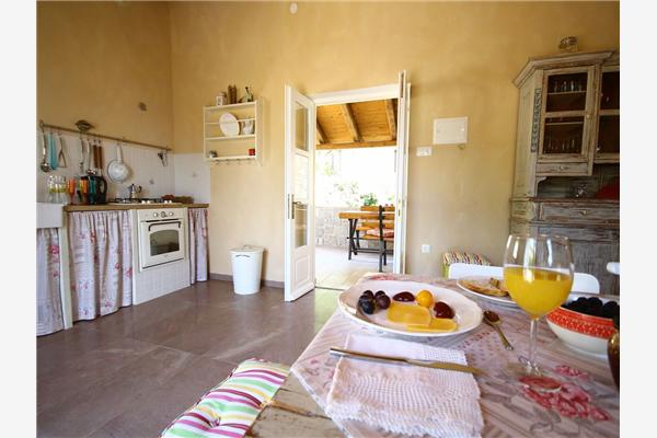 House K1, for 10 persons