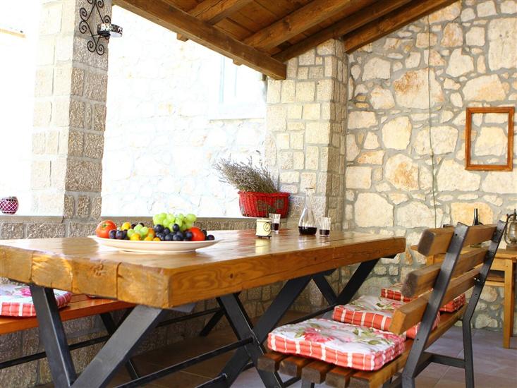 House K1, for 10 persons